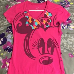 Pink Aulani resort mini mouse t-shirt.